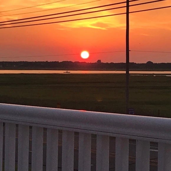 Welcome to my closet! - Picture 5 of 6